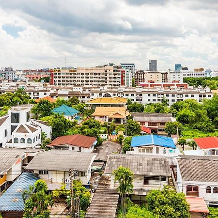 Livotel Express Hotel Ramkhamhaeng 50 Bangkok - No Parking Экстерьер фото
